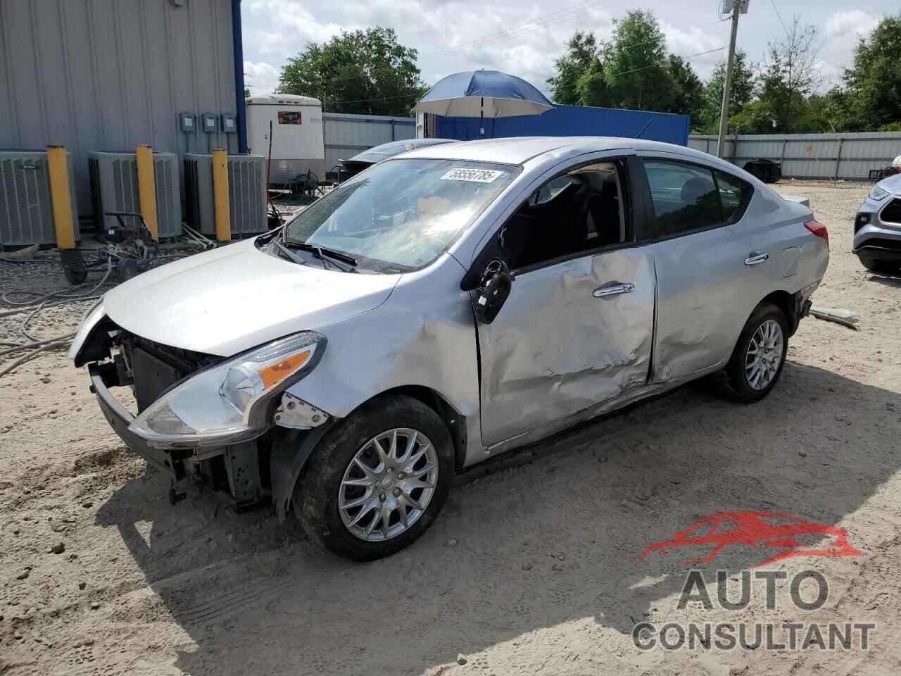NISSAN VERSA 2018 - 3N1CN7AP3JK442478