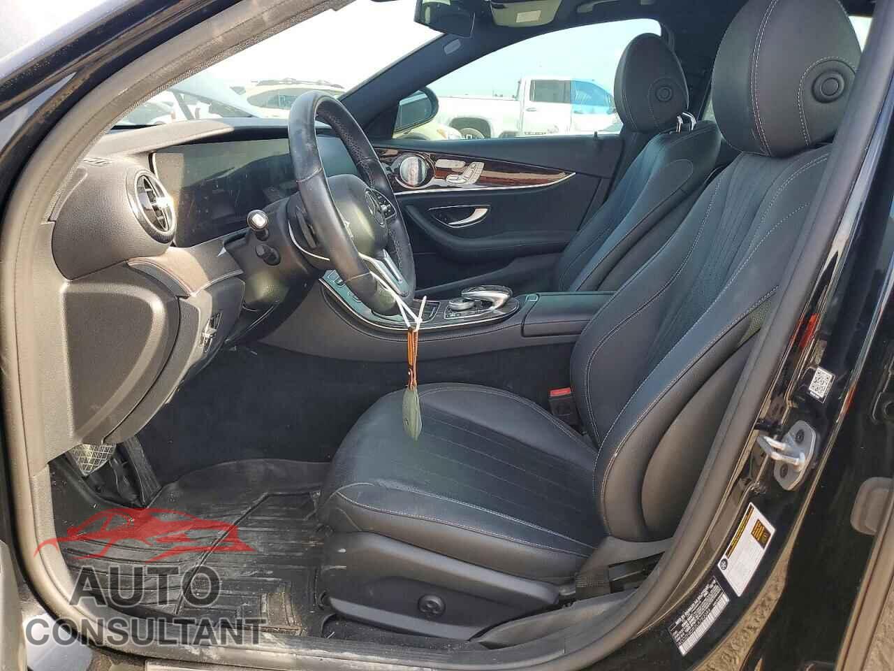 MERCEDES-BENZ E-CLASS 2020 - WDDZF8DB2LA752089