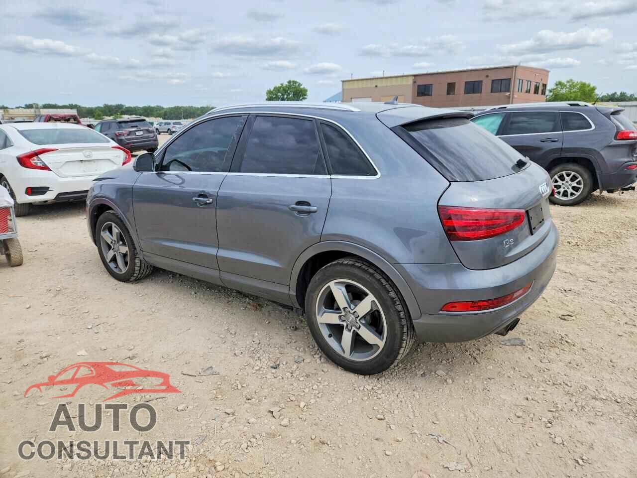 AUDI Q3 2015 - WA1BFCFSXFR005948