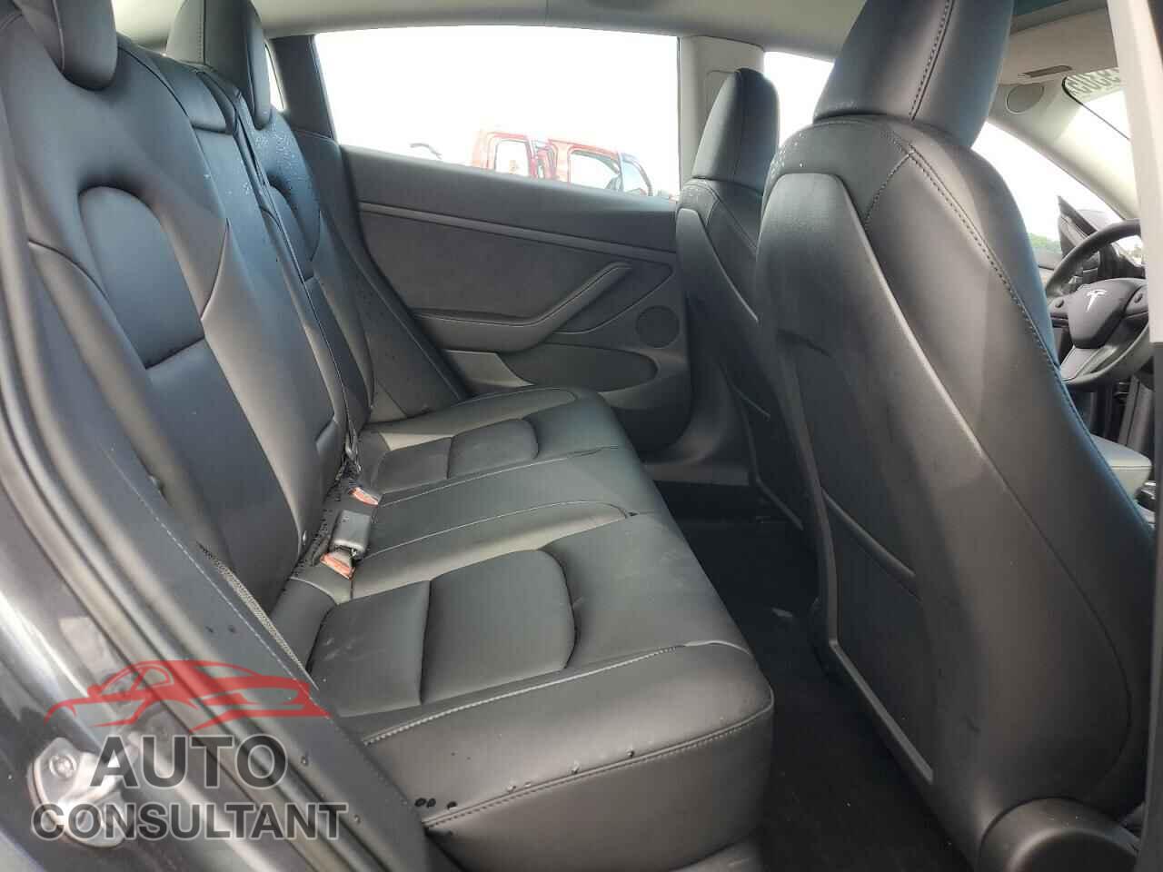 TESLA MODEL 3 2023 - 5YJ3E1EA1PF697292