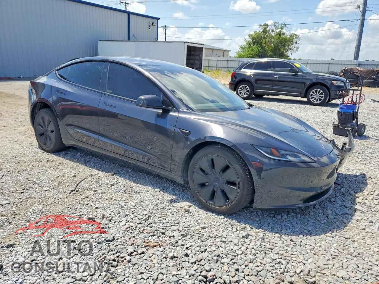 TESLA MODEL 3 2024 - 5YJ3E1EA8RF854495
