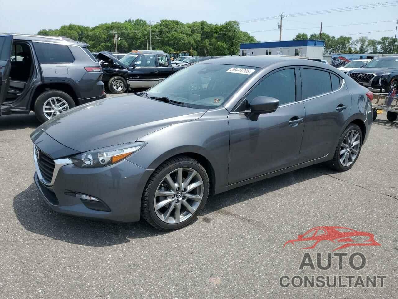 MAZDA 3 2018 - 3MZBN1V33JM225401