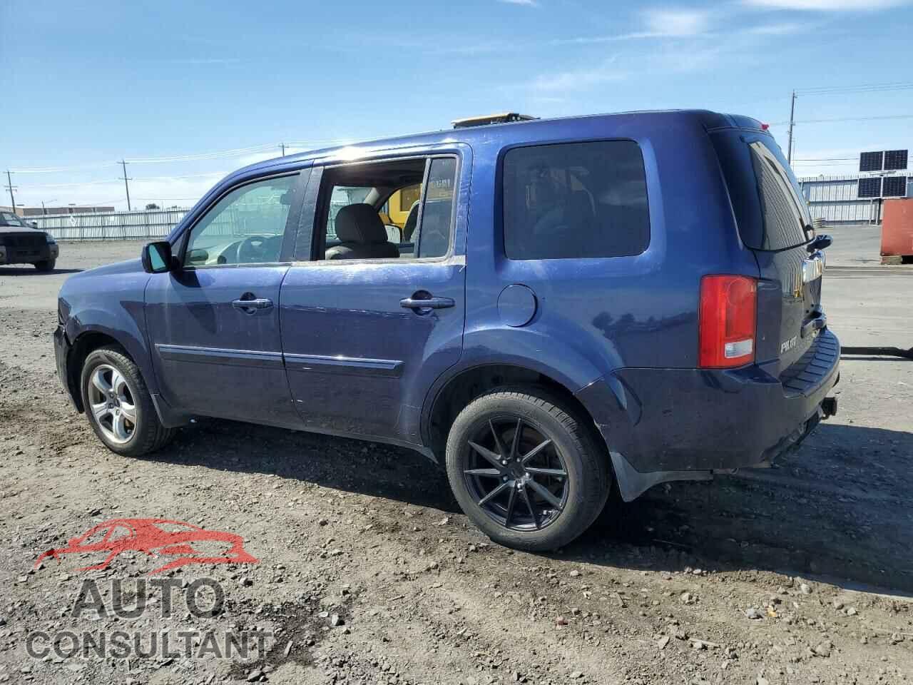 HONDA PILOT 2013 - 5FNYF4H59DB022191