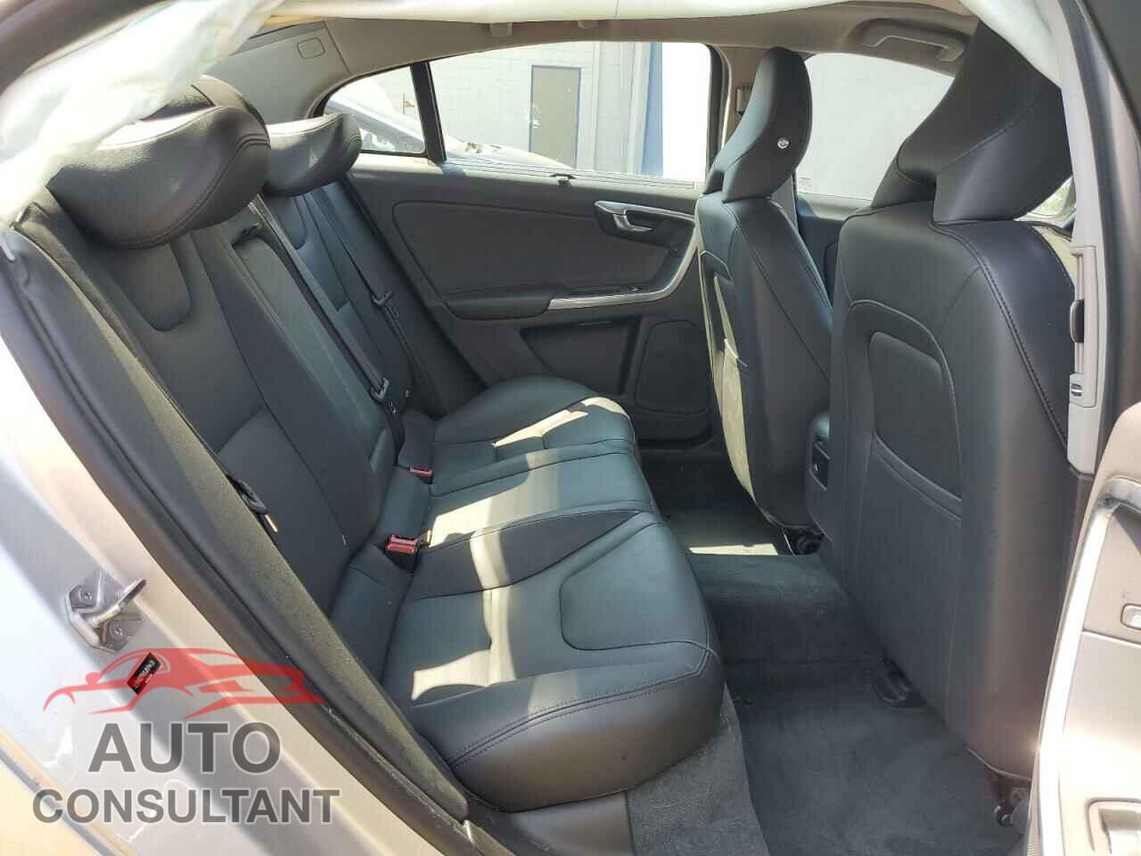 VOLVO S60 2018 - LYV402TK6JB174430