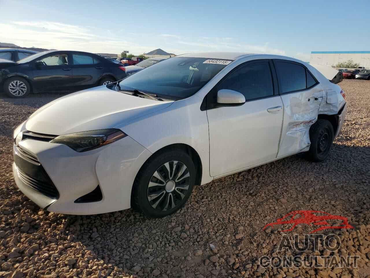 TOYOTA COROLLA 2018 - 2T1BURHEXJC051806