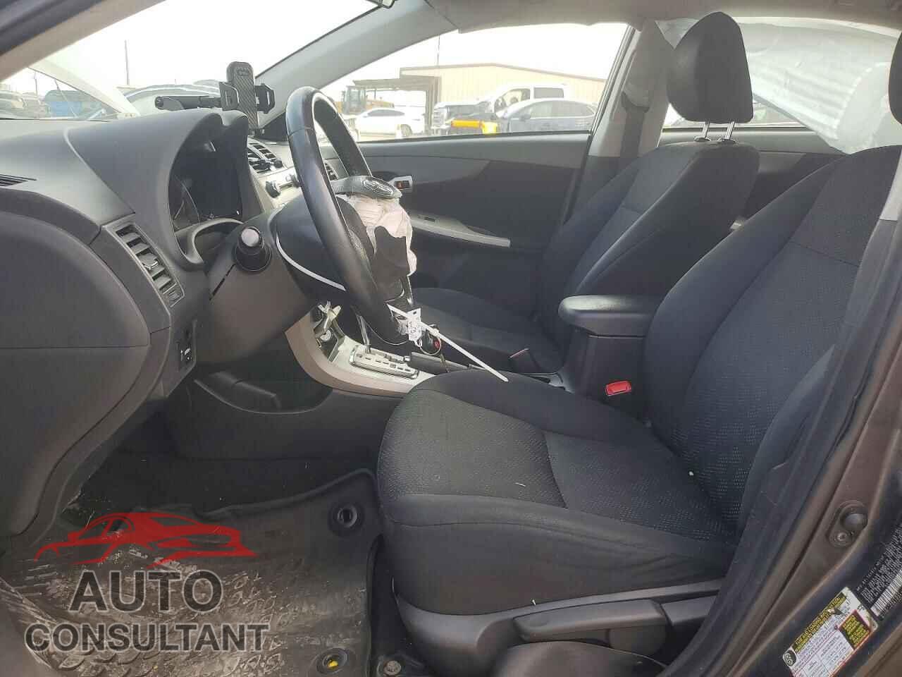TOYOTA COROLLA 2010 - 2T1BU4EEXAC377256