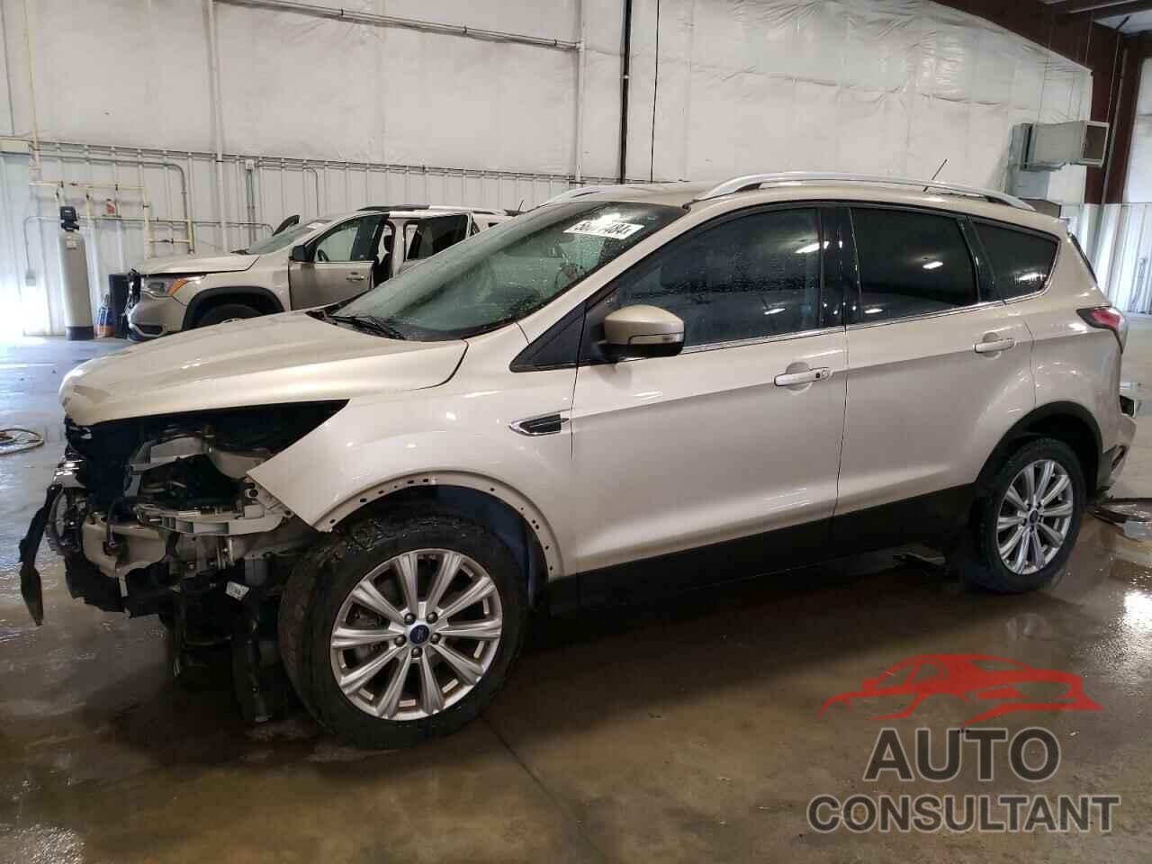 FORD ESCAPE 2017 - 1FMCU9J97HUB57625