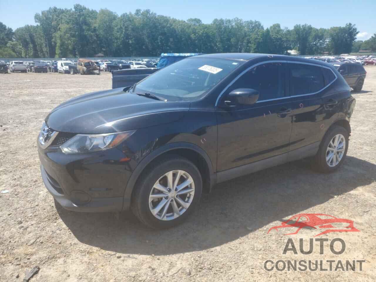 NISSAN ROGUE 2017 - JN1BJ1CP7HW036204
