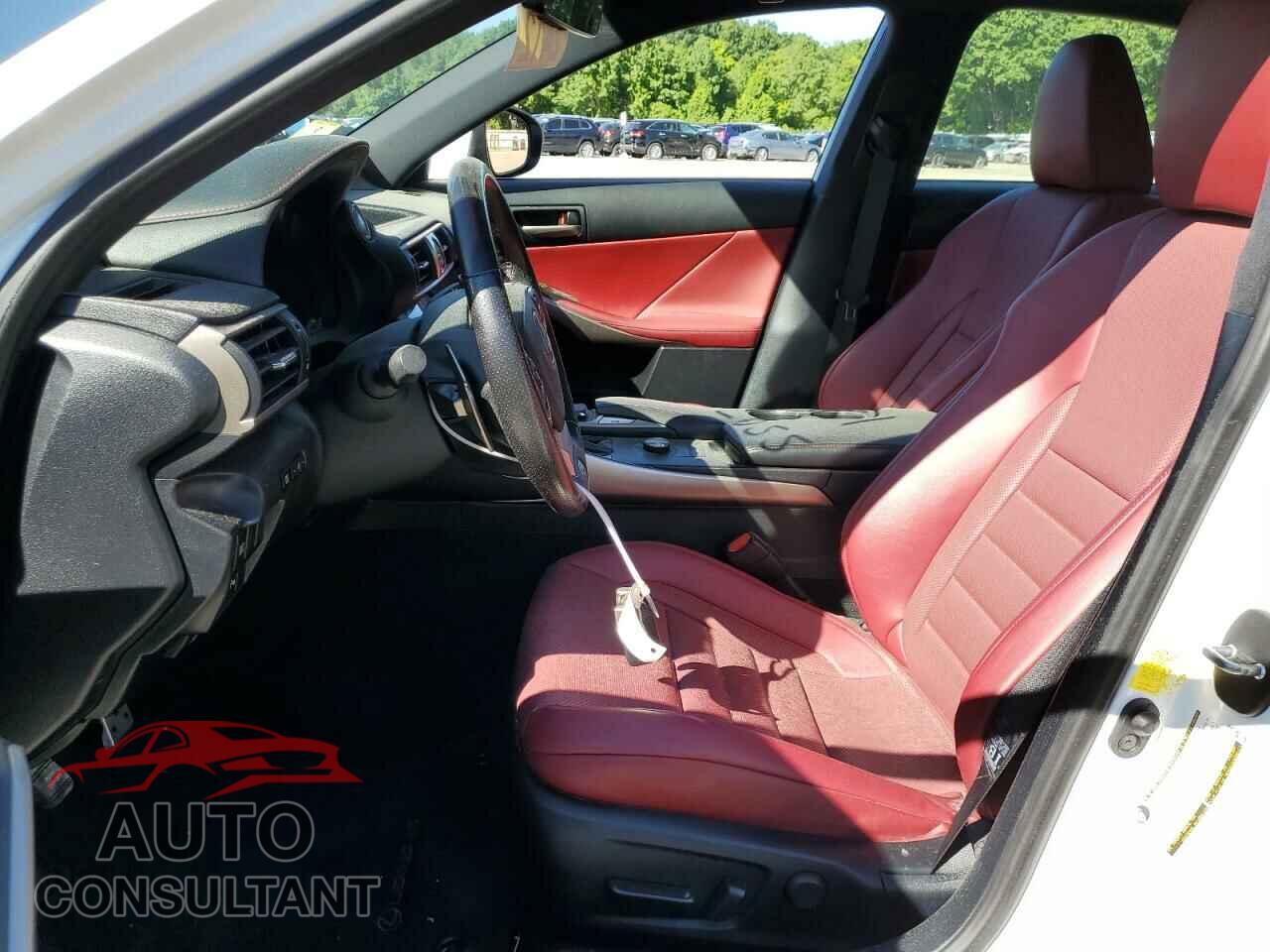 LEXUS IS 2019 - JTHCZ1D21K5016944
