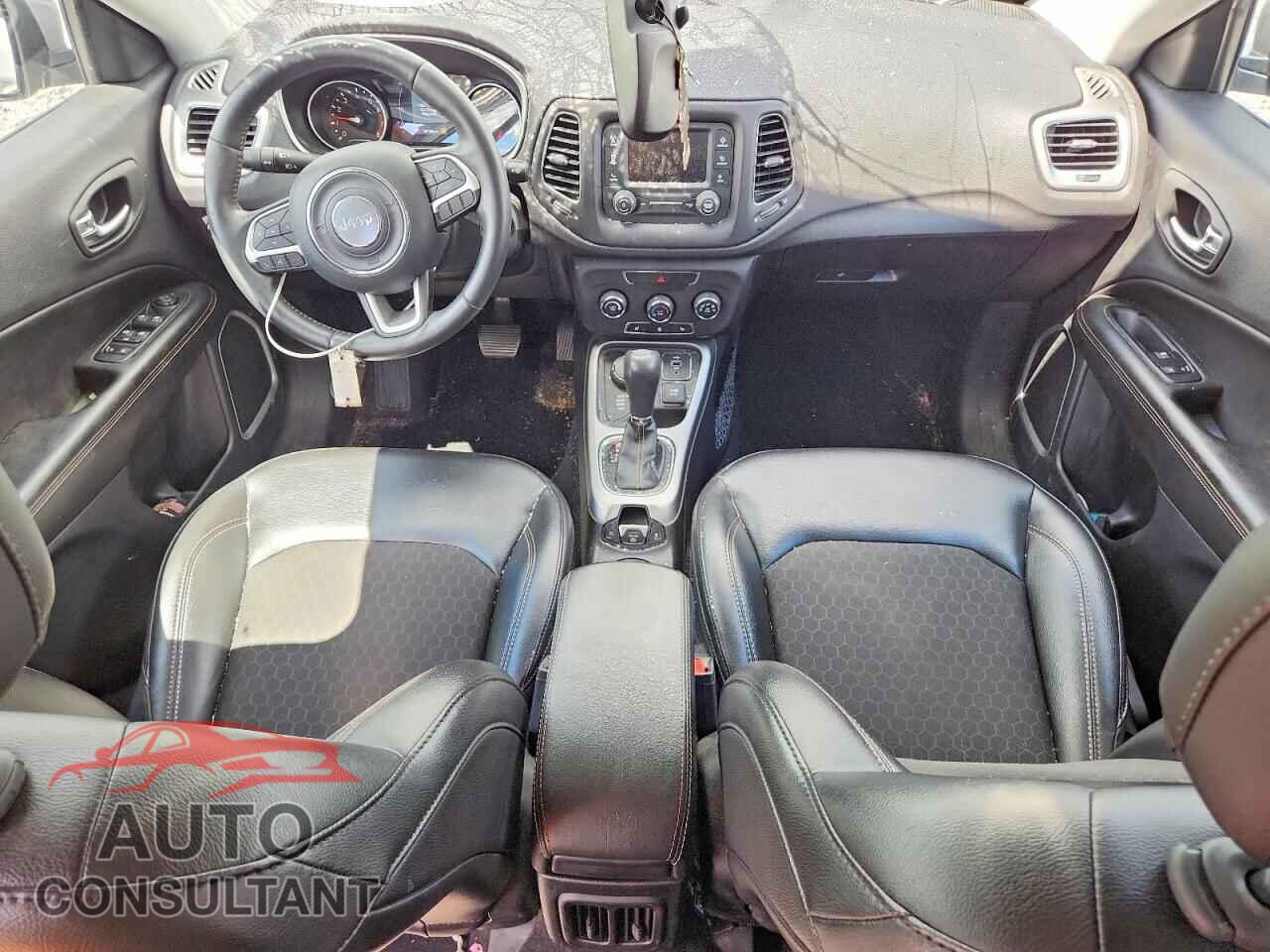 JEEP COMPASS 2018 - 3C4NJDBB7JT366065
