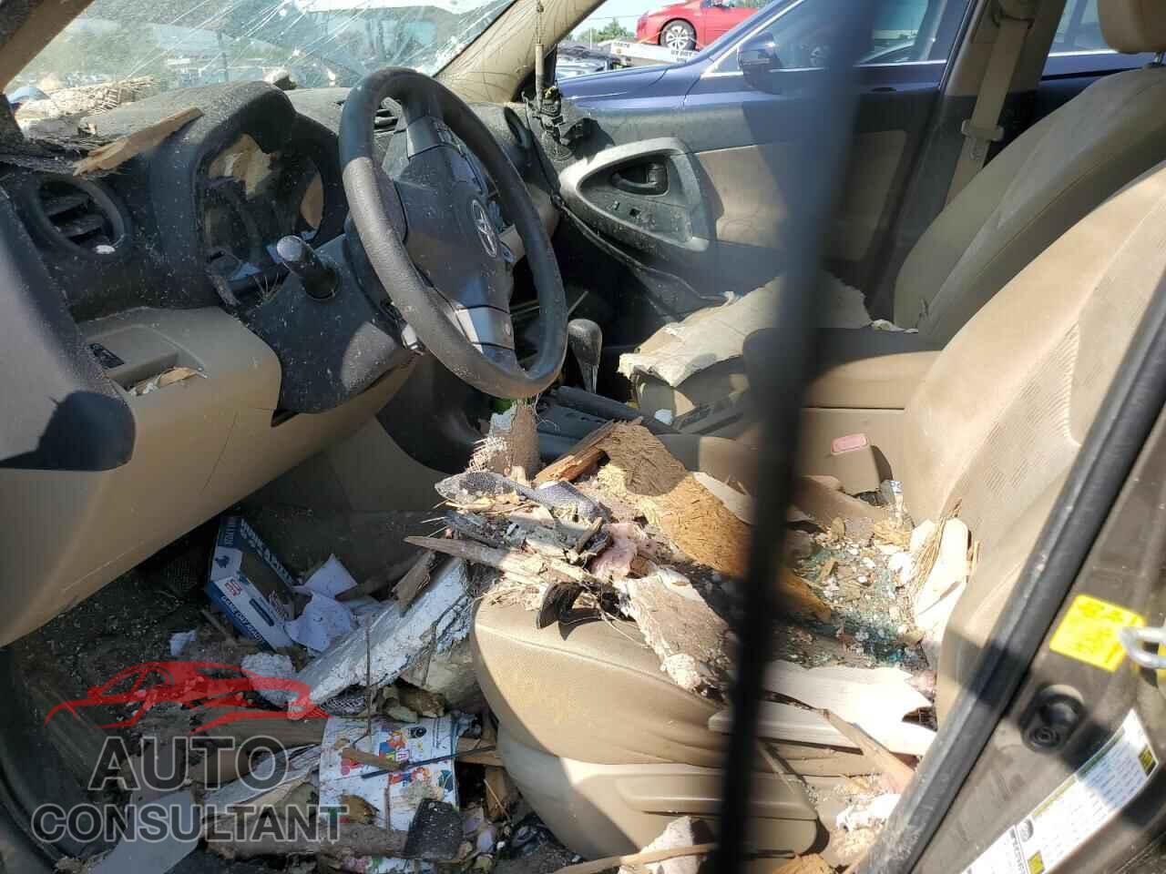 TOYOTA RAV4 2012 - 2T3BF4DV7CW260769