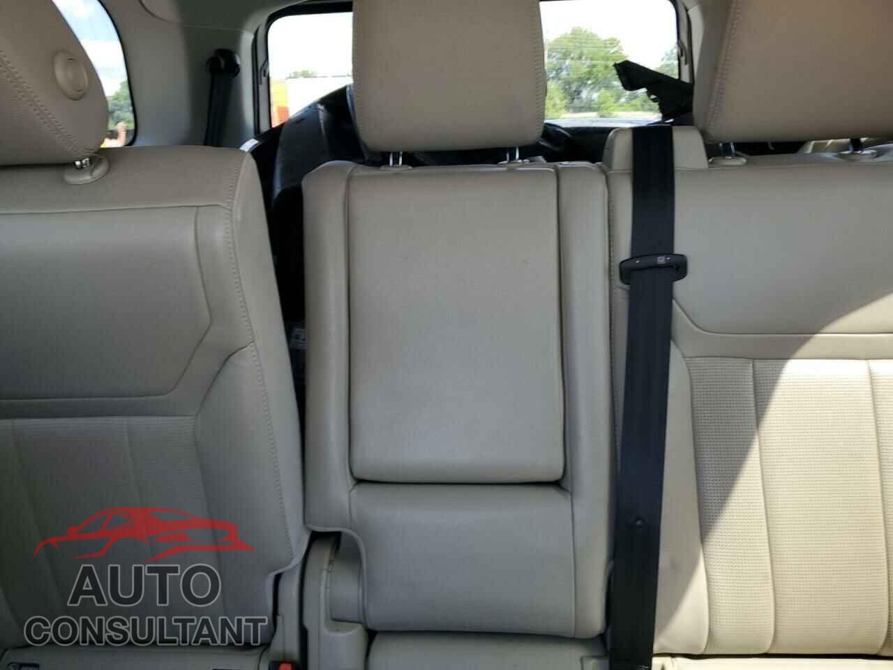 LAND ROVER DISCOVERY 2017 - SALRRBBV6HA042155
