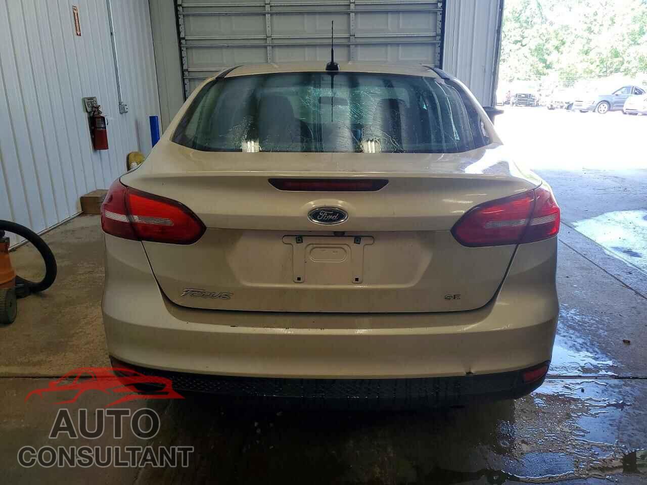 FORD FOCUS 2017 - 1FADP3F22HL309430