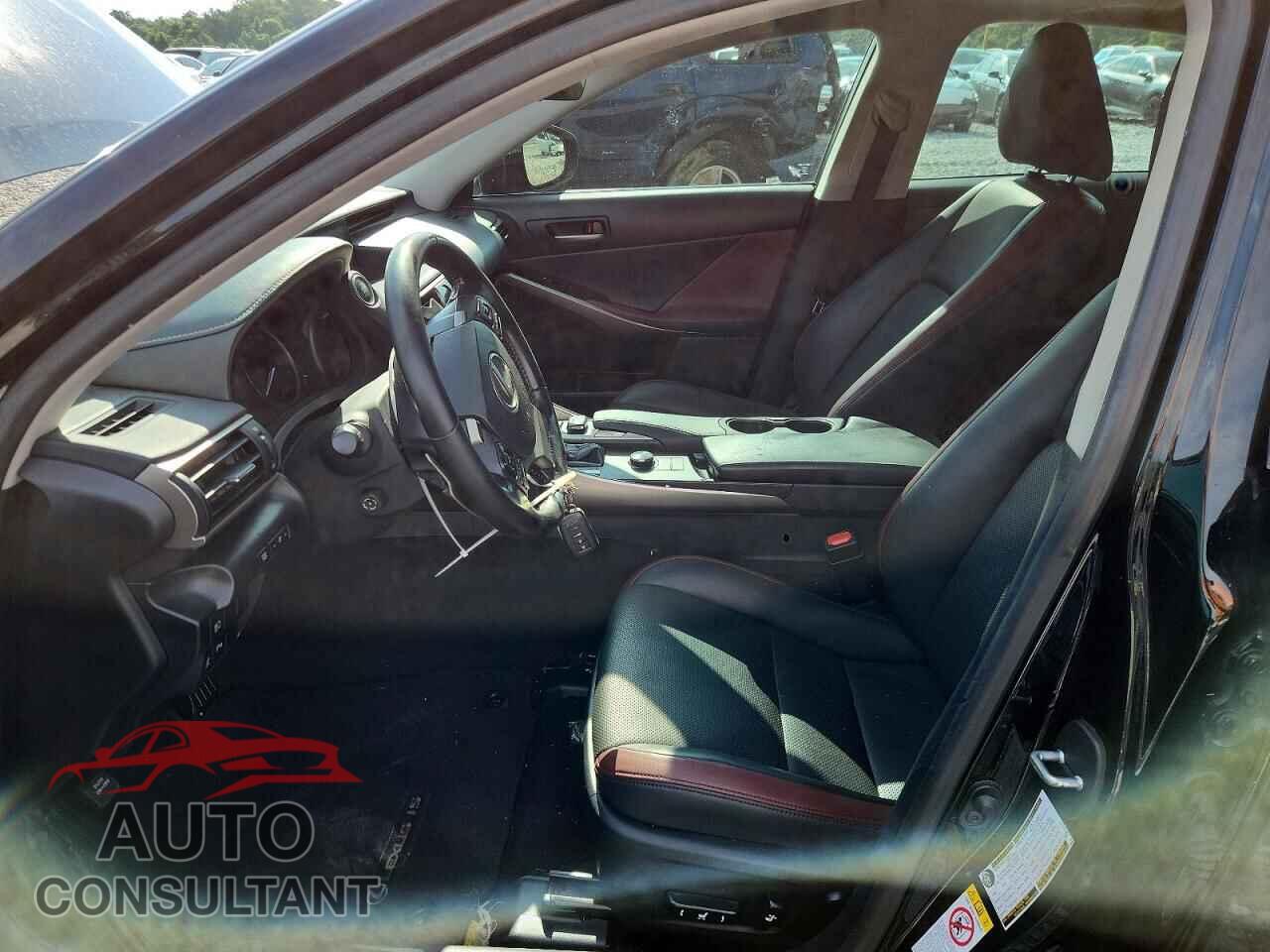 LEXUS IS 2017 - JTHBA1D24H5048668