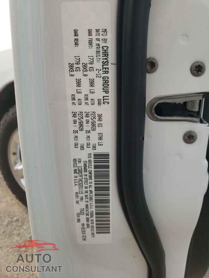DODGE RAM 1500 2012 - 1C6RD7FT0CS231115