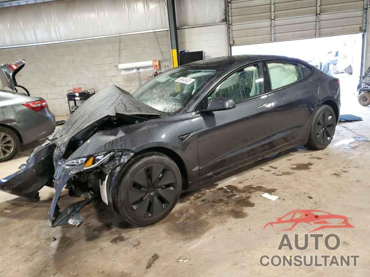 TESLA MODEL 3 2025 - 5YJ3E1EB7SF003240
