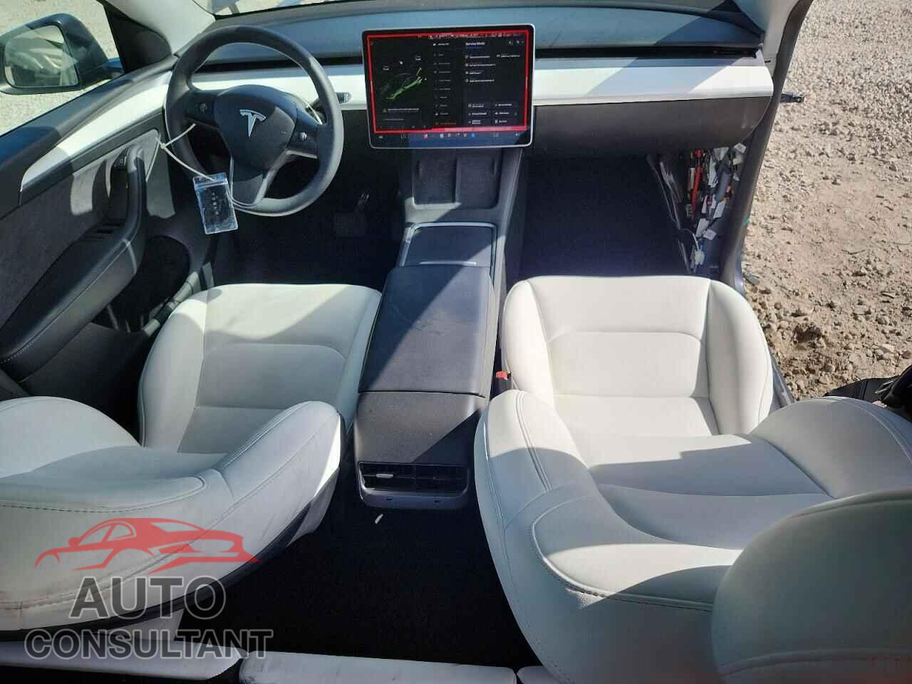 TESLA MODEL Y 2024 - 7SAYGDED1RF009051