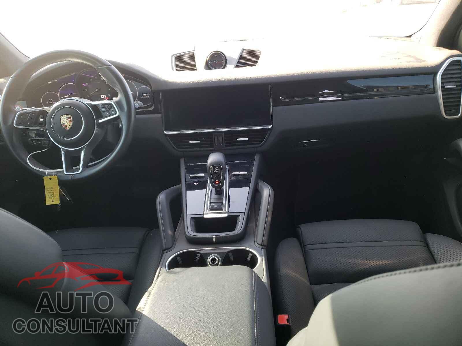 PORSCHE CAYENNE 2019 - WP1AA2AY4KDA13748