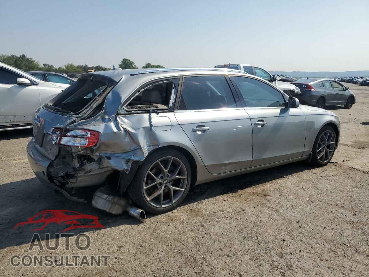AUDI A4 2011 - WAUWFAFL0BA124876
