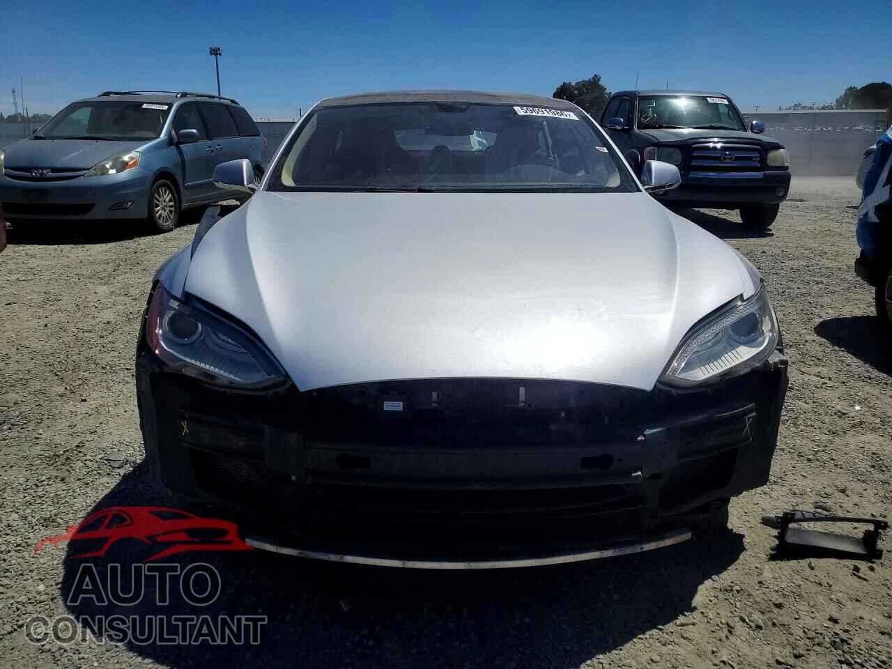 TESLA MODEL S 2013 - 5YJSA1CN5DFP07170