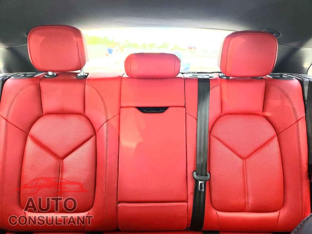 PORSCHE MACAN 2017 - WP1AB2A51HLB14120