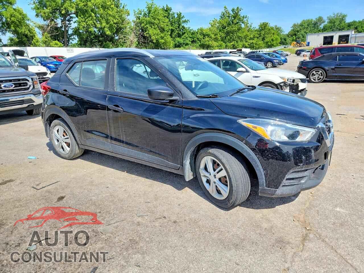 NISSAN KICKS 2019 - 3N1CP5CU3KL558776