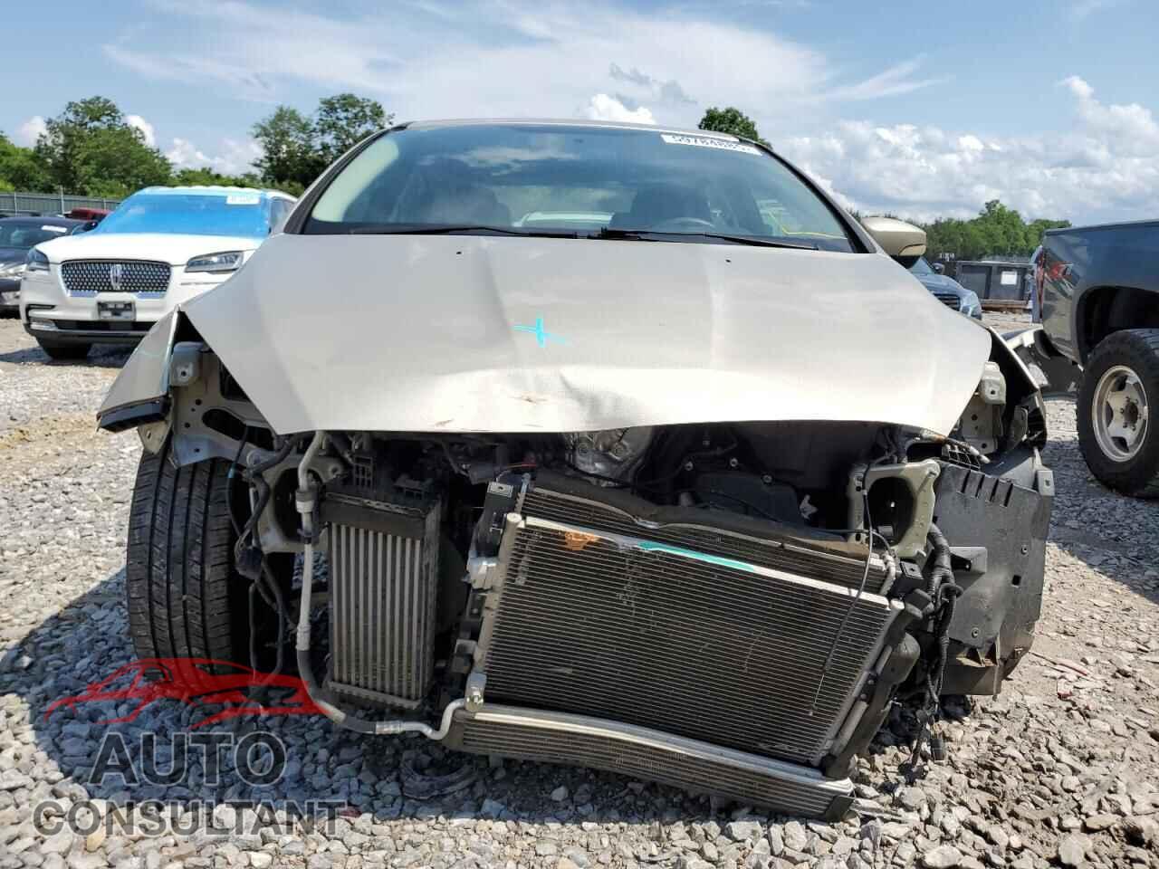 FORD FOCUS 2017 - 1FADP3FEXHL322405