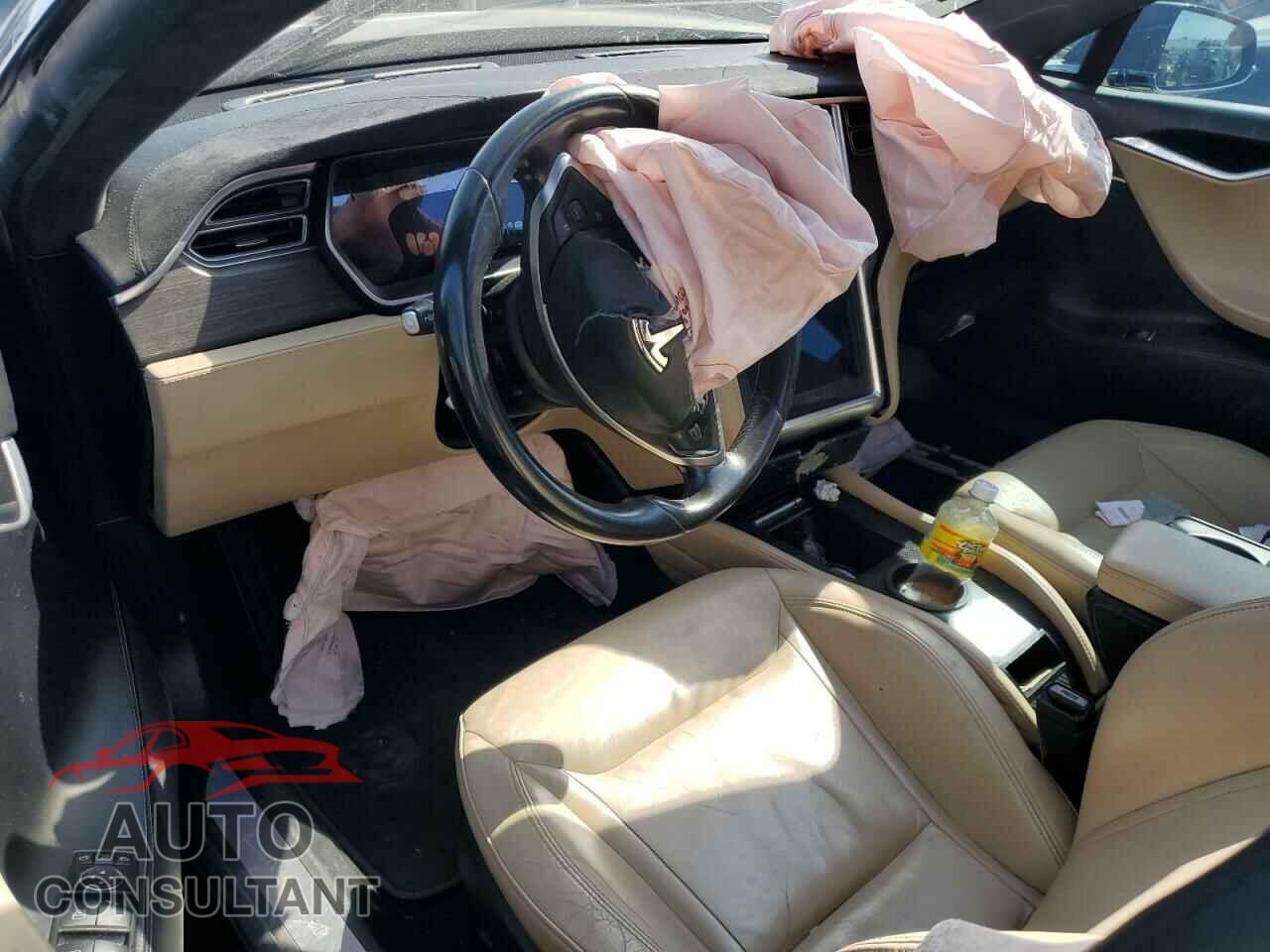 TESLA MODEL S 2015 - 5YJSA1E21FF113178
