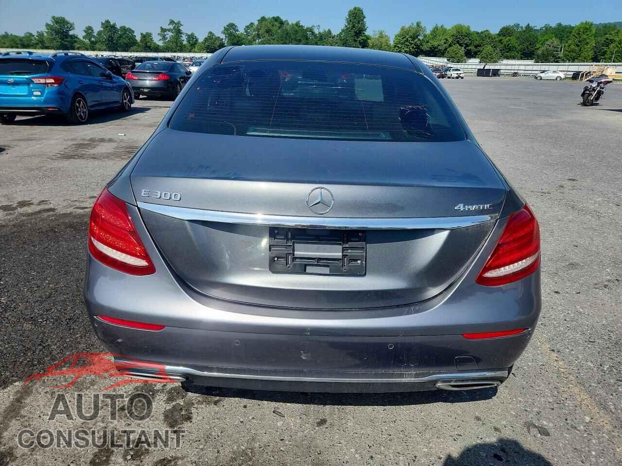 MERCEDES-BENZ E-CLASS 2017 - WDDZF4KB1HA144227