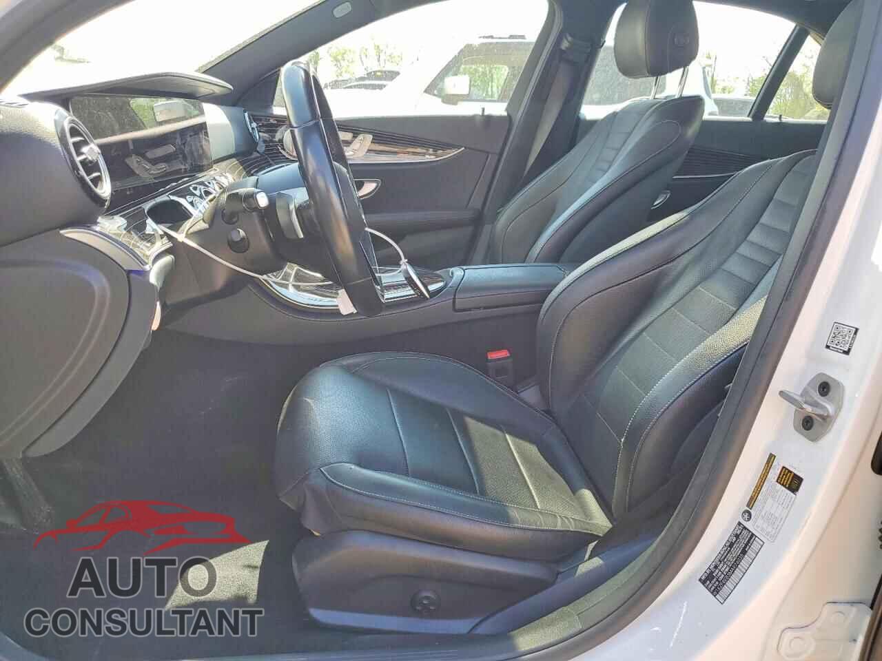 MERCEDES-BENZ E-CLASS 2021 - W1KZF8EB3MA976035