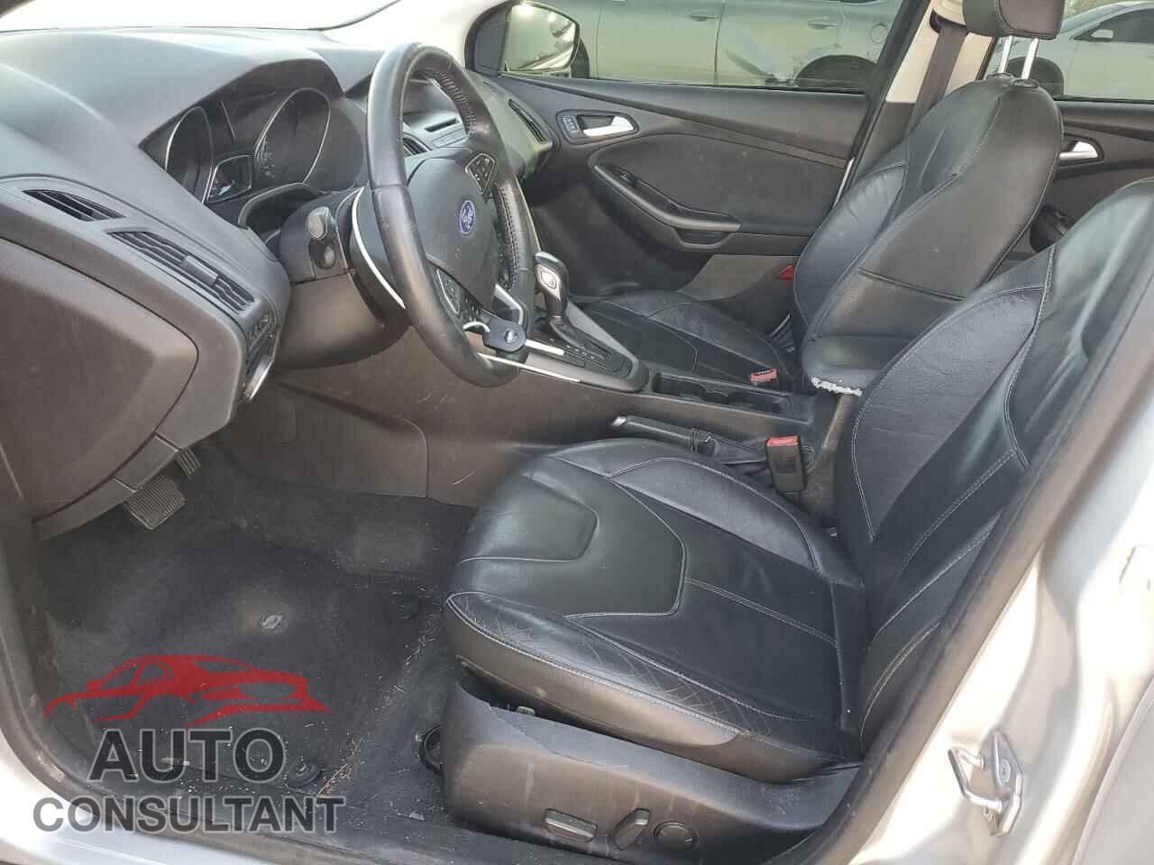 FORD FOCUS 2016 - 1FADP3K23GL333028