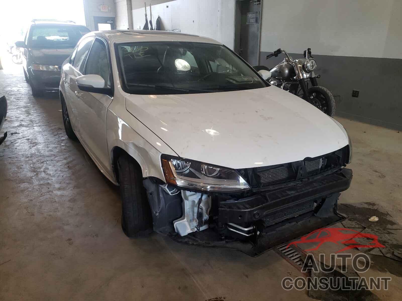 VOLKSWAGEN JETTA 2017 - 3VWDB7AJ4HM306572