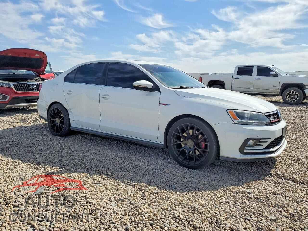 VOLKSWAGEN JETTA 2016 - 3VW4S7AJ7GM263473