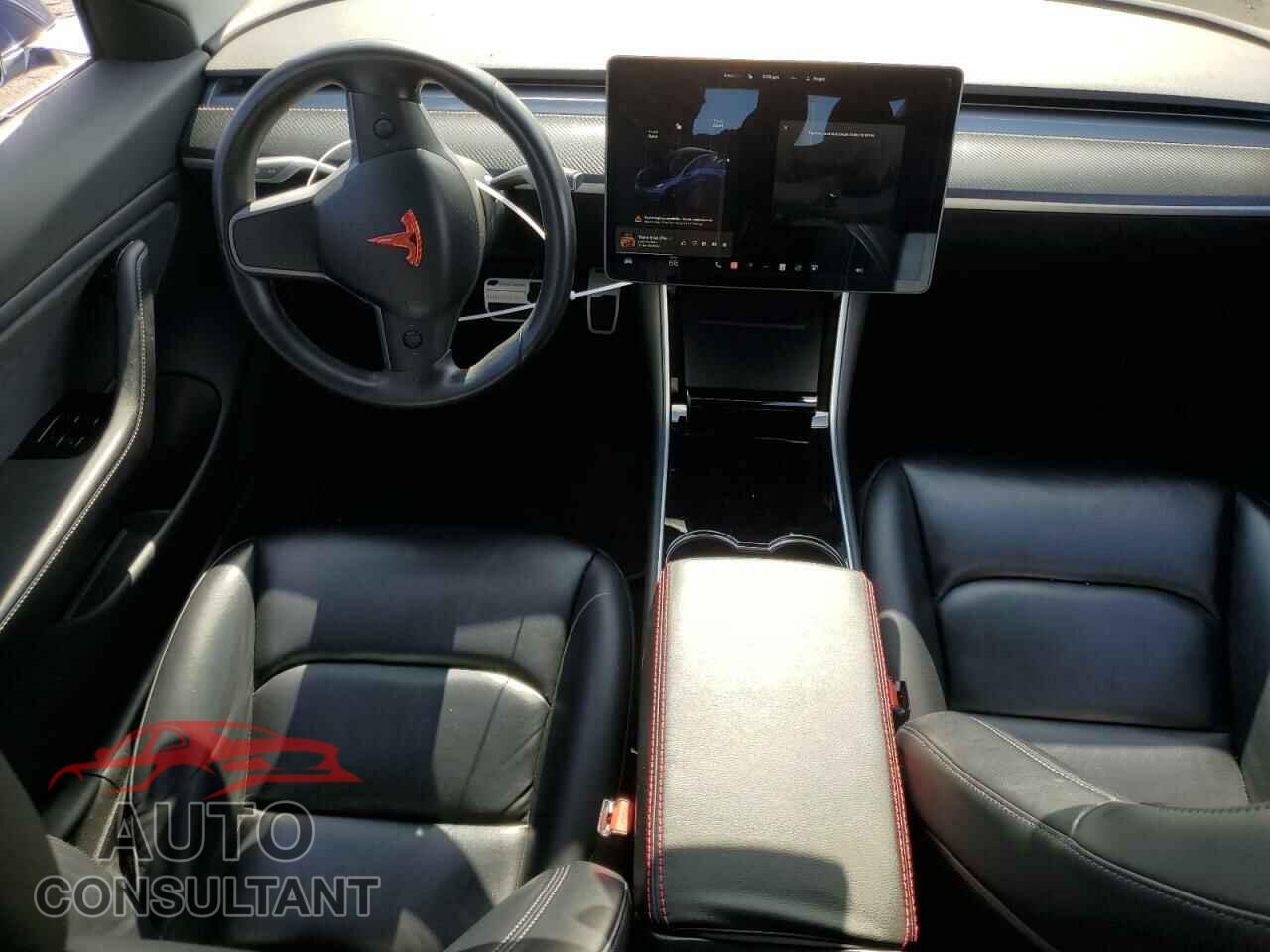 TESLA MODEL 3 2018 - 5YJ3E1EB9JF093666