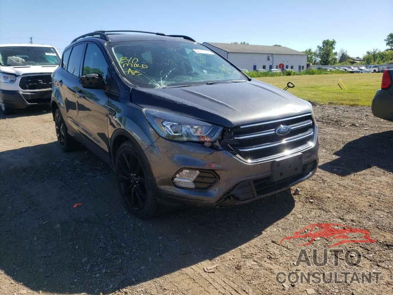 FORD ESCAPE 2017 - 1FMCU0GD1HUC46064