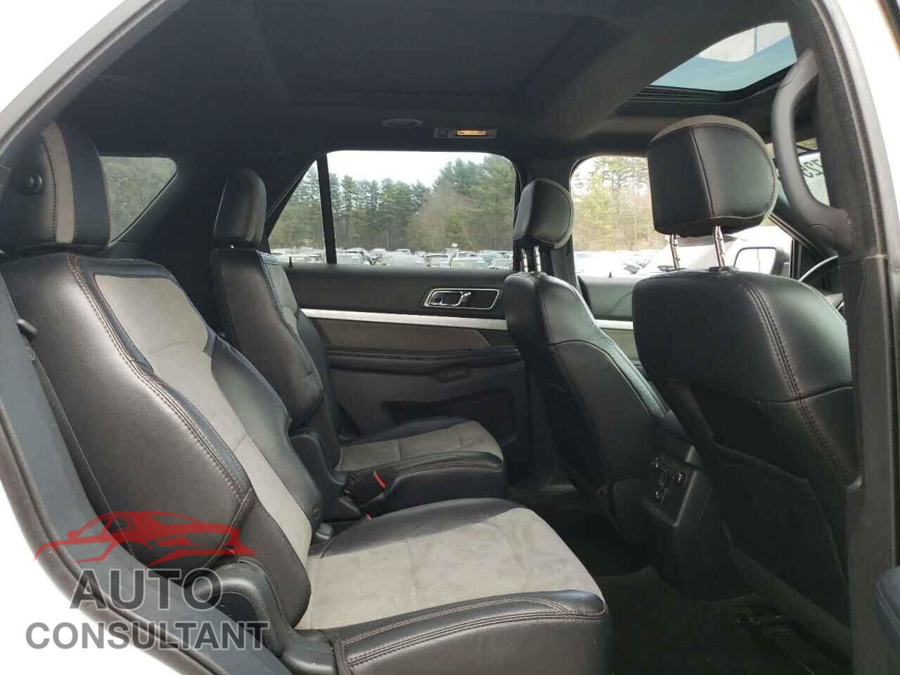 FORD EXPLORER 2017 - 1FM5K8D80HGD47597