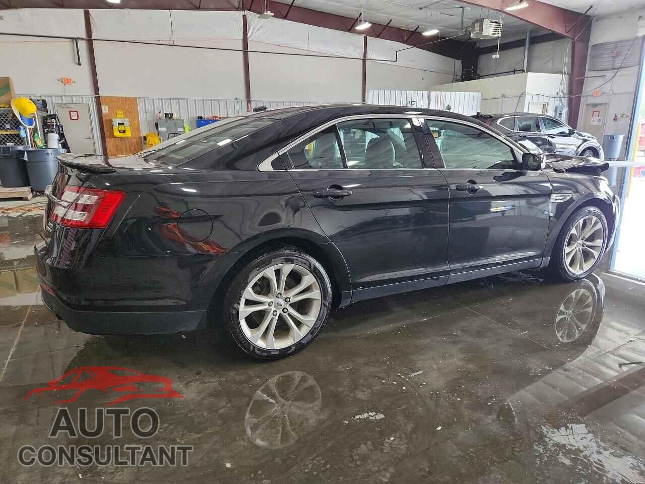 FORD TAURUS 2013 - 1FAHP2E86DG207603