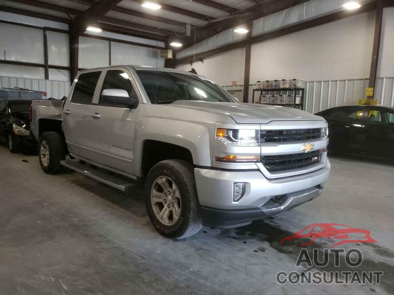 CHEVROLET SILVERADO 2017 - 3GCUKREC0HG330652