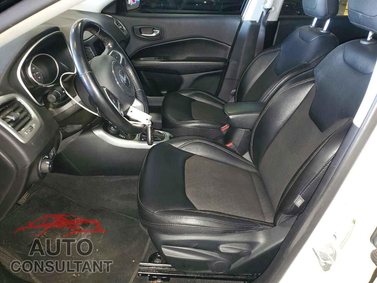 JEEP COMPASS 2020 - 3C4NJDBB8LT204691