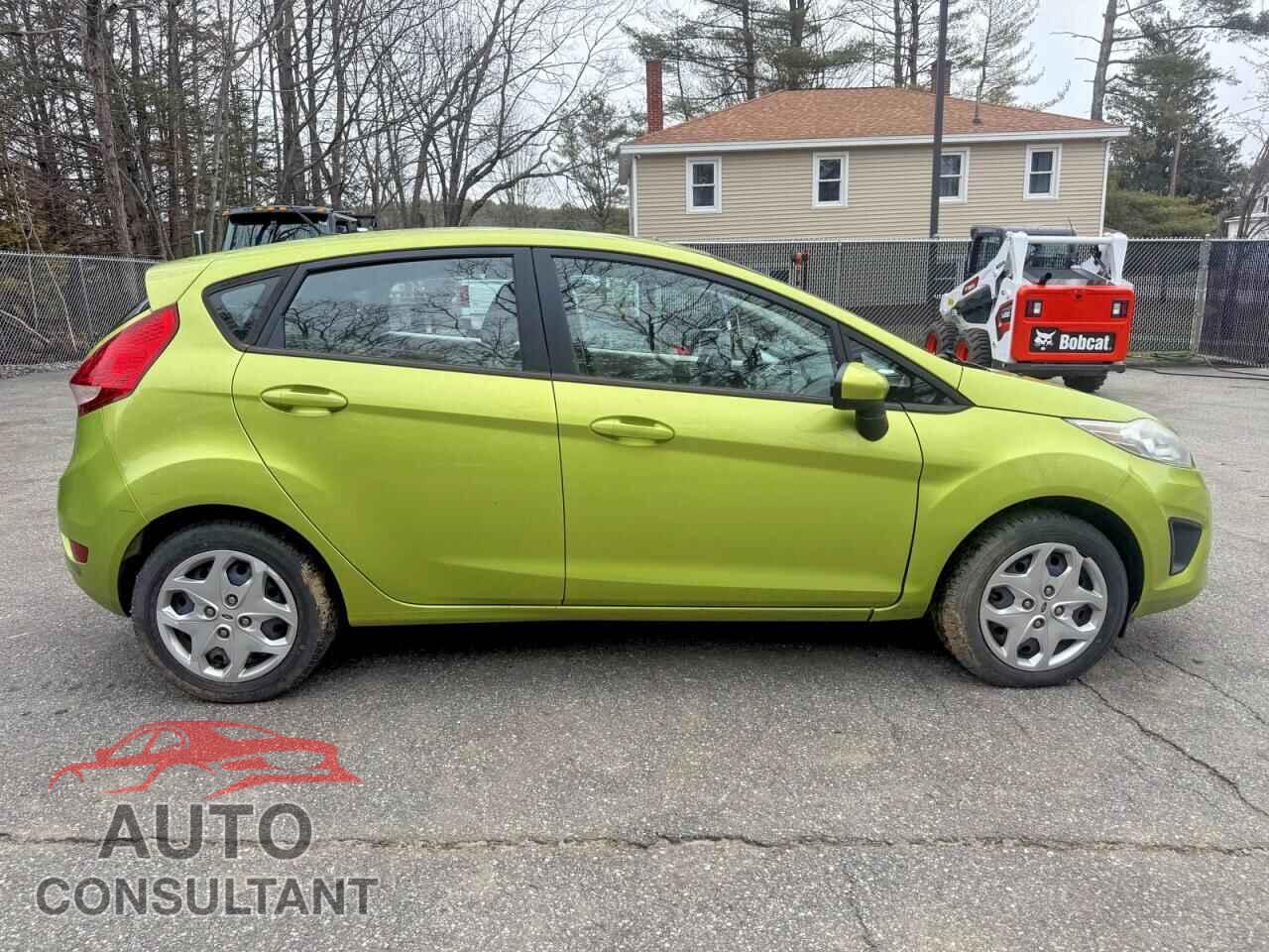 FORD FIESTA 2011 - 3FADP4EJ2BM118515