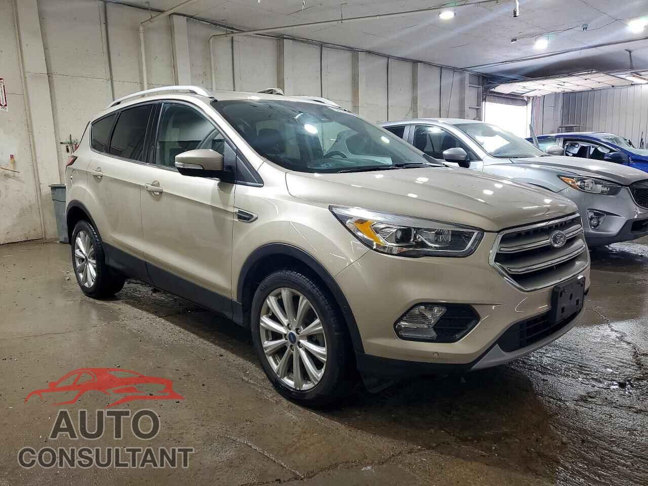 FORD ESCAPE 2017 - 1FMCU9JD4HUC20944