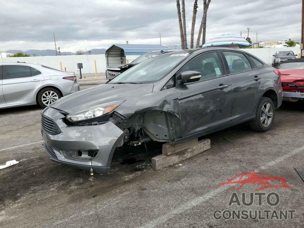 FORD FOCUS 2017 - 1FADP3FE3HL235896