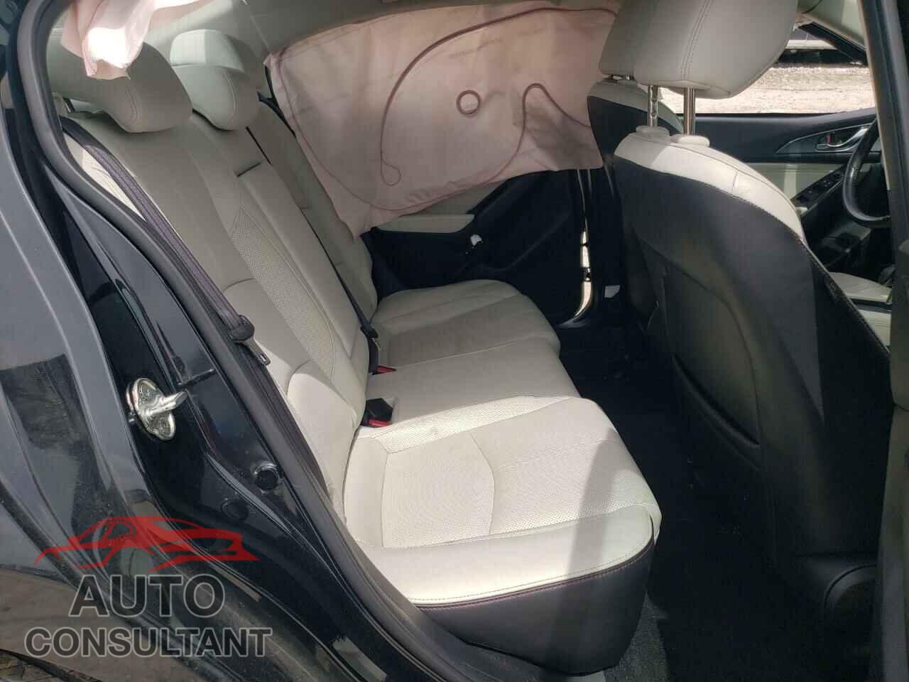 MAZDA 3 2017 - JM1BN1W36H1103334