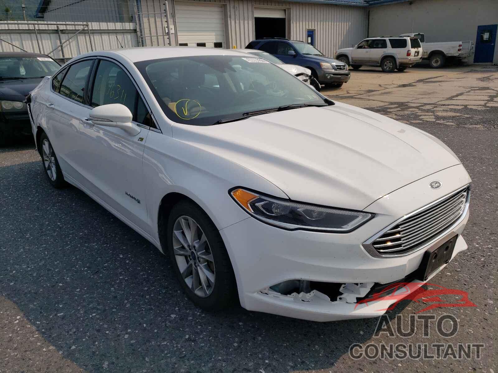 FORD FUSION 2017 - 3FA6P0LU2HR359677