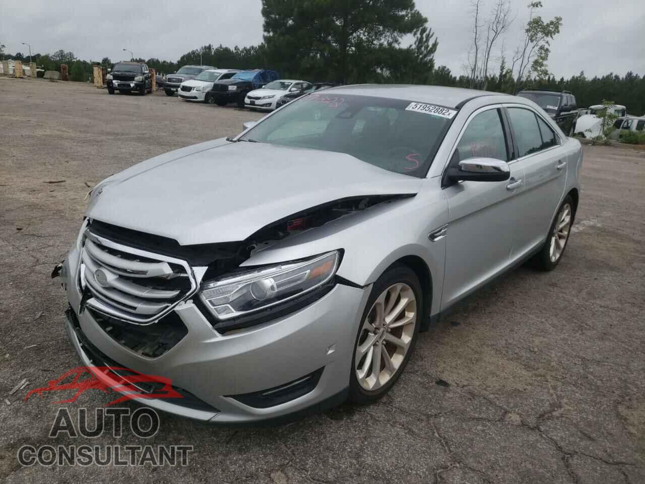 FORD TAURUS 2018 - 1FAHP2F88JG126547