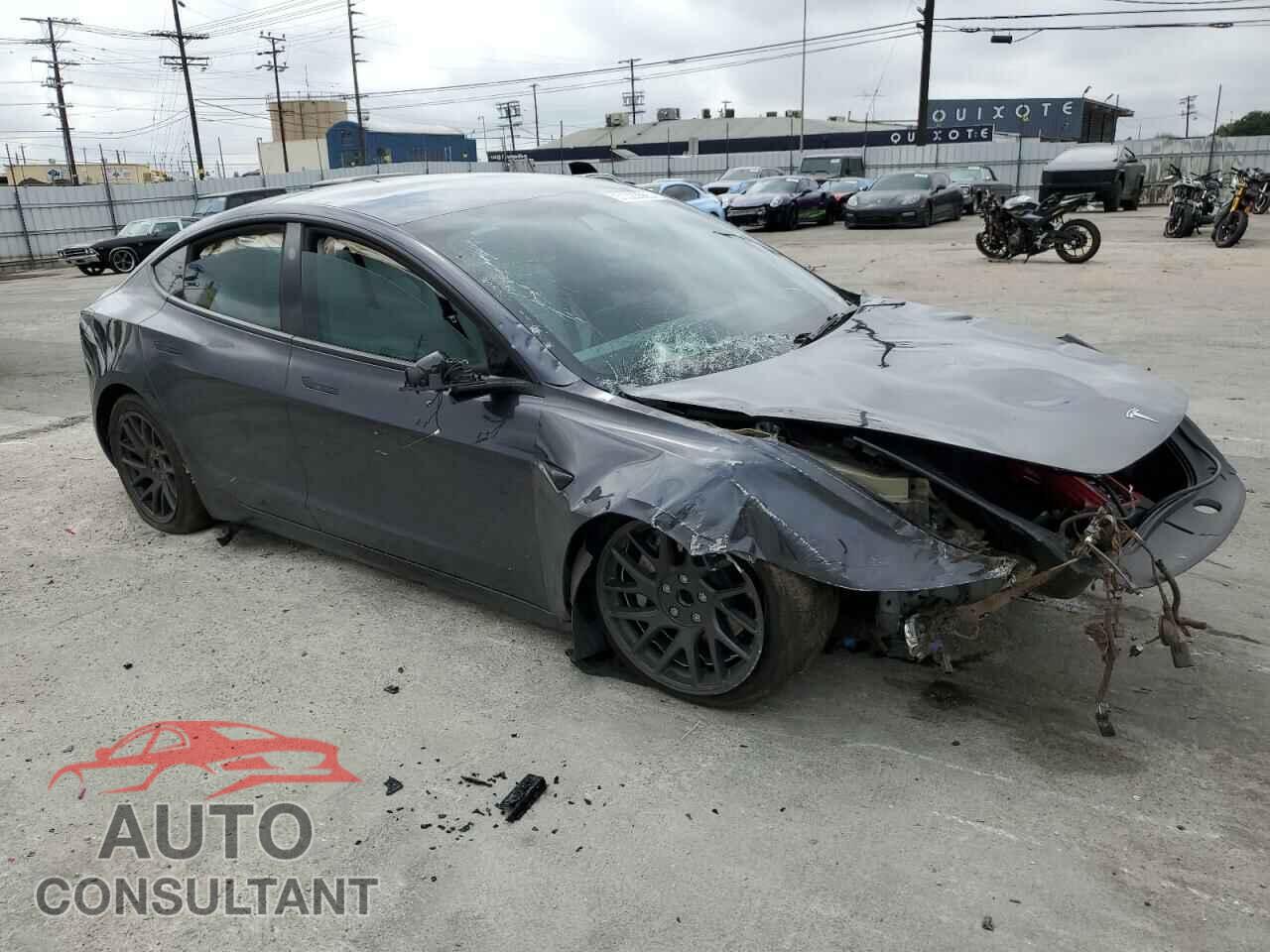 TESLA MODEL 3 2024 - 5YJ3E1EA3RF798529