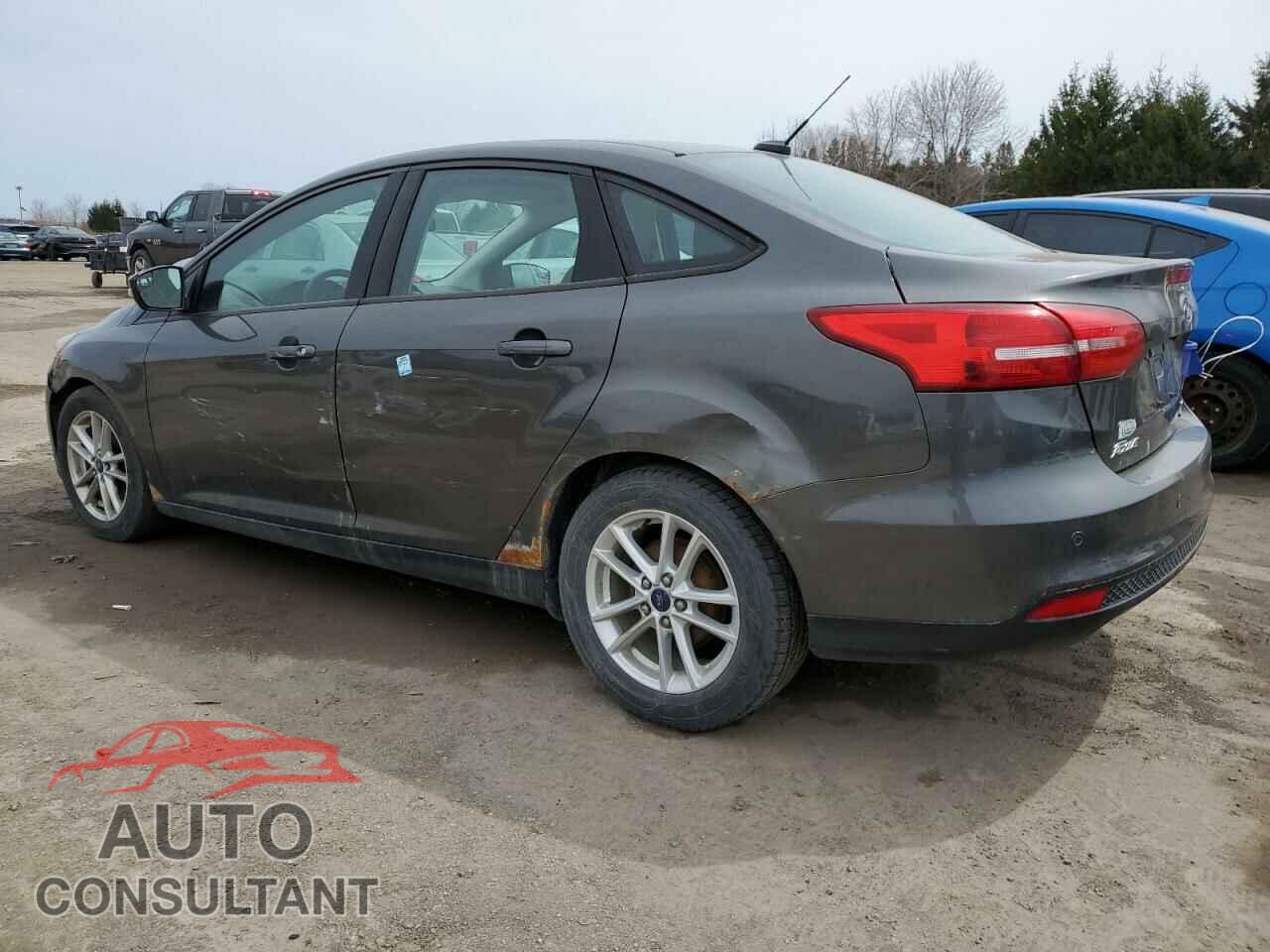 FORD FOCUS 2015 - 1FADP3F22FL358978
