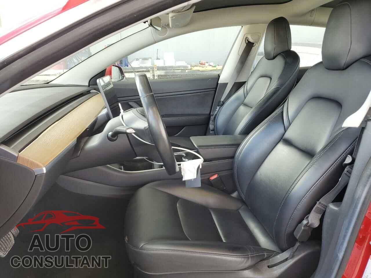 TESLA MODEL 3 2018 - 5YJ3E1EA5JF015425