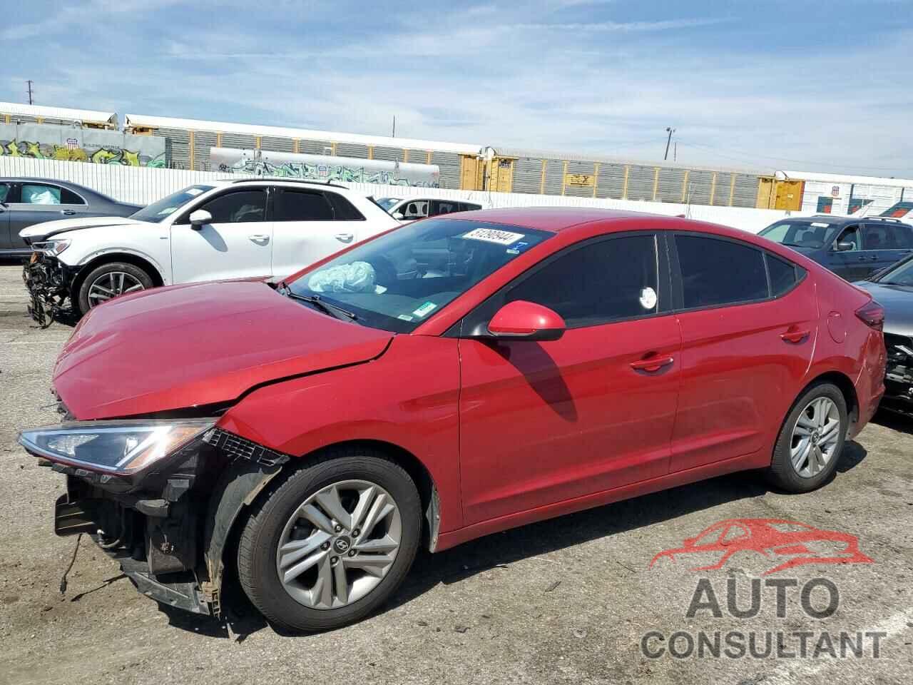 HYUNDAI ELANTRA 2019 - KMHD84LF1KU768000