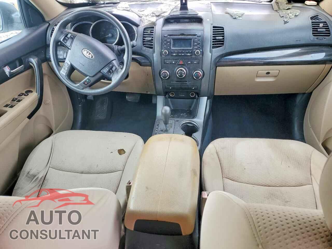 KIA SORENTO 2011 - 5XYKT3A11BG164203